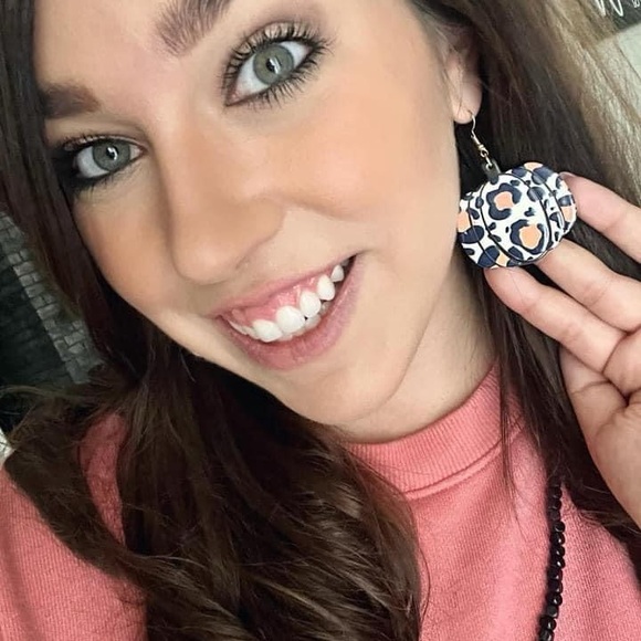 NEW Leopard Pumpkin Earrings - Picture 2 of 6